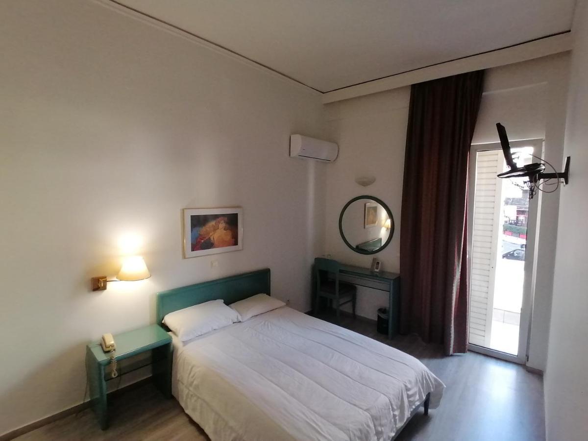 Hotel Galaxias Agrinio Eksteriør bilde